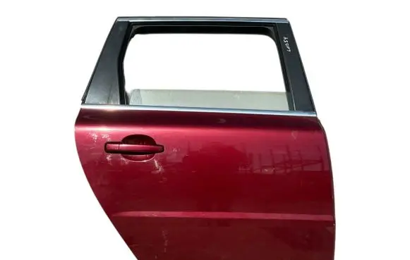 Volvo V70 Rear door 