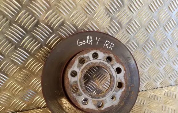 Volkswagen Golf V Rear brake disc