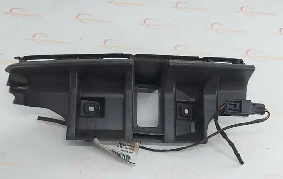 Volvo C30 Rear bumper mounting bracket 31323158
