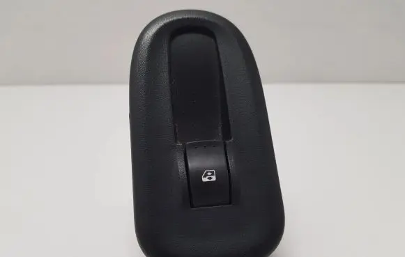 Renault Kangoo II Electric window control switch 476809 8200548968