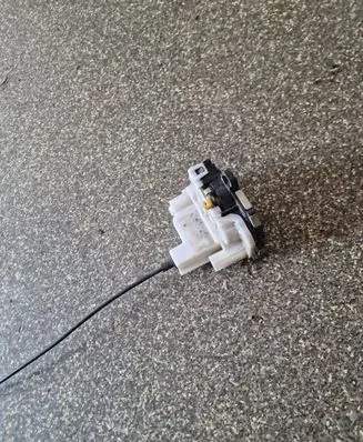 Fiat Panda II Rear door lock