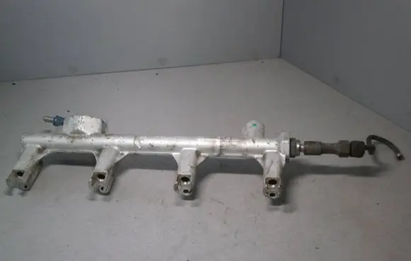 Opel Vectra C Fuel main line pipe 55351030