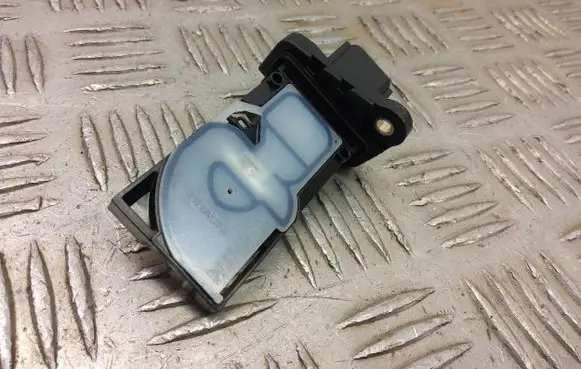 Suzuki SX4 S-Cross Mass air flow meter afh50m283220