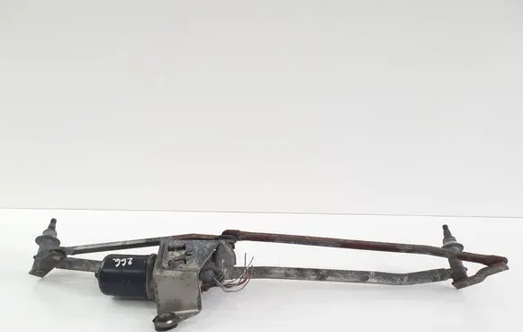 Iveco Daily 35.8 - 9 Front wiper linkage and motor