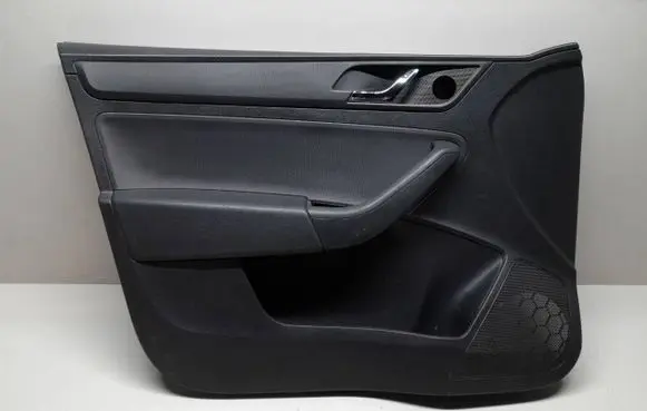 Skoda Rapid (NH) Front door card panel trim 5JA837973B 1402487373 140248737