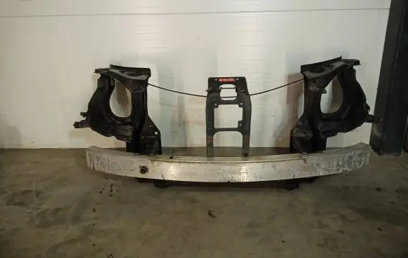 Mercedes-Benz ML W164 Radiator support slam panel
