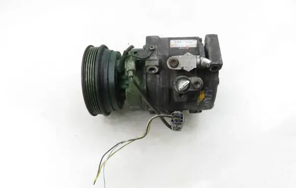 Toyota Avensis T220 Air conditioning (A/C) compressor (pump) 4472203435