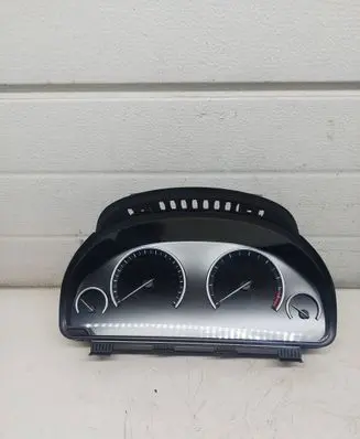 BMW 7 F01 F02 F03 F04 Speedometer (instrument cluster) 17388410 0000209233 0263687102