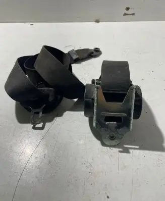 BMW 5 E60 E61 Front seatbelt 603404600C