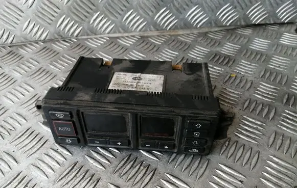 Audi A3 S3 8L Climate control unit 8L0820043D 5HB00760804