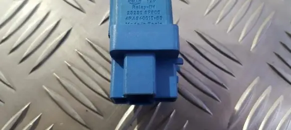 Nissan Primera Other relay 252309f900 4ra940010-65