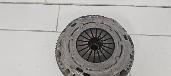 Volkswagen Touran I Clutch set kit TYPM240E