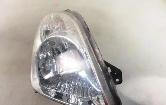 Suzuki Swift I Headlight/headlamp
