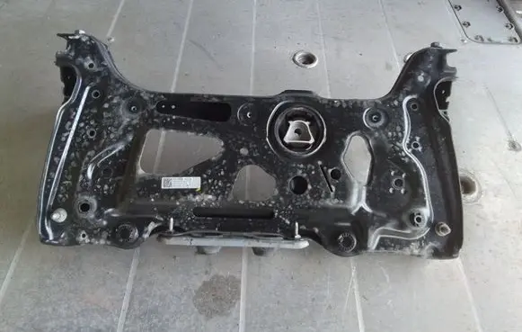 Skoda Octavia Mk4 Front subframe 5WA199315G