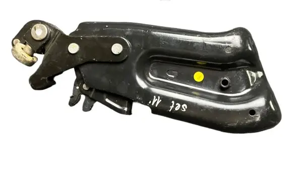 Seat Alhambra (Mk2) Sliding door lower roller guide/hinge 7N0843397C 7N0843397CB