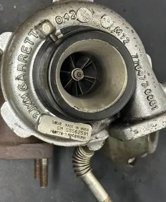 Opel Insignia A Turbo 55562591 7807781 NH001531P