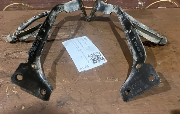 Audi A4 S4 B6 8E 8H Radiator support slam panel bracket 8E0805538 8E0805537