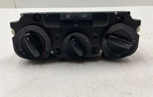 Volkswagen PASSAT B6 Climate control unit