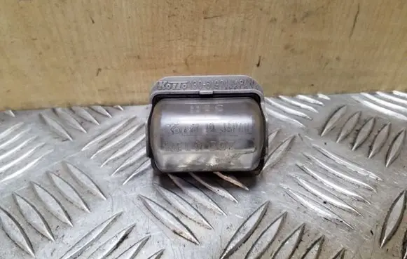 Mazda 6 Number plate light 13061971