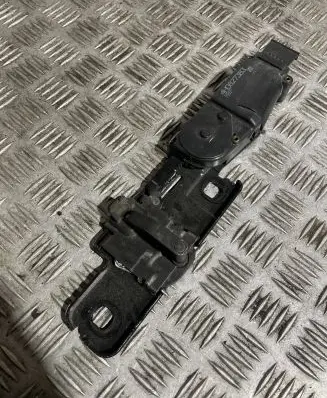 Audi A8 S8 D4 4H Tailgate/trunk/boot lock/catch/latch 4H0827383