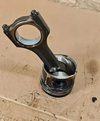 BMW X1 E84 Piston 7810825 7807345 0840BB