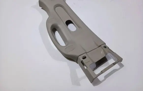 Dodge RAM (B) pillar trim (top)