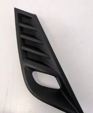 Nissan Juke II F16 Front fog light trim/grill 622576PA0A