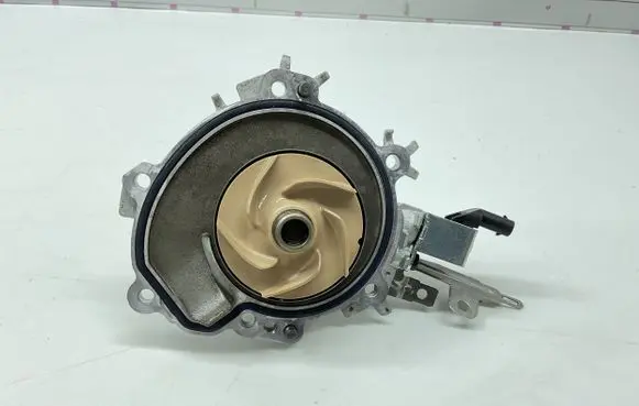 Land Rover Range Rover Velar Water pump R4P3-8501-AA GX738509AA 010190802KT