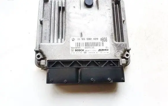 Opel Insignia A Engine control unit/module 0281019088