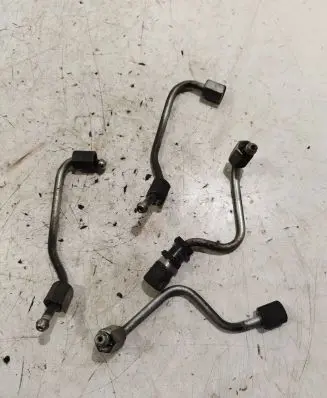 Honda CR-V Fuel injector supply line/pipe 