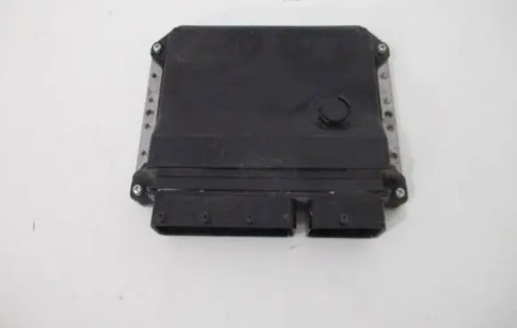 Toyota RAV 4 (XA40) Engine control unit/module 89661-42J50