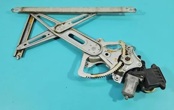 Toyota Yaris Front door window regulator with motor 85702-02020 IMPRK1488062