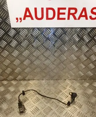 Audi A6 S6 C6 4F Crankshaft speed sensor 0261210 536345