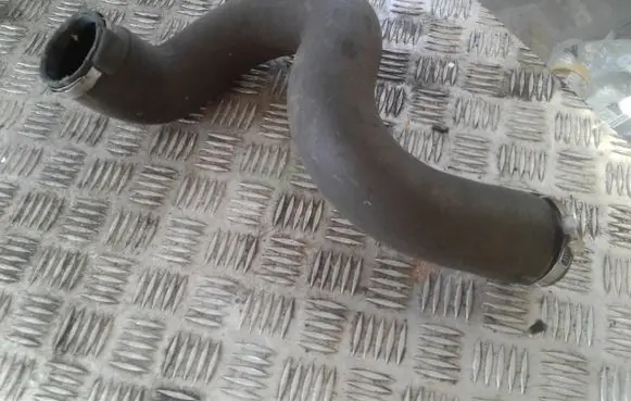 Peugeot 508 Intercooler hose/pipe