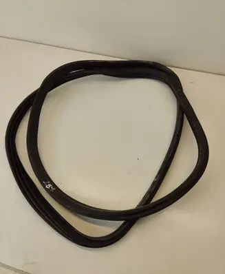 Mini Cooper Countryman R60 Rubber seal rear door 9808549