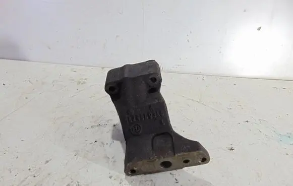 Mercedes-Benz ML W164 Engine mount bracket 6420960345