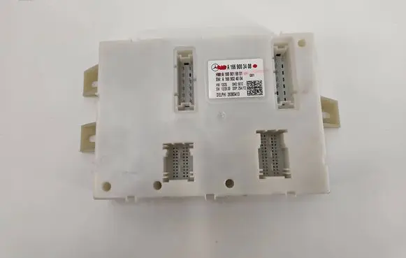 Mercedes-Benz GL X166 SAM control unit A1669003408 A1669016901 A1669024004