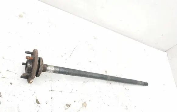 Rear driveshaft