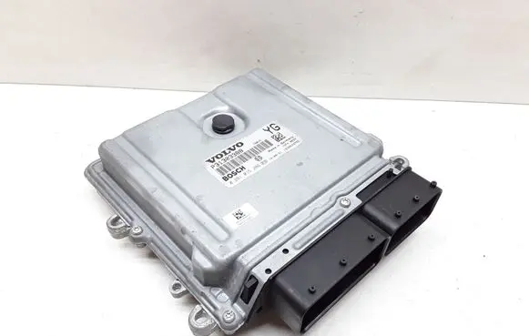 Volvo XC60 Engine control unit/module P31303388 0281015286