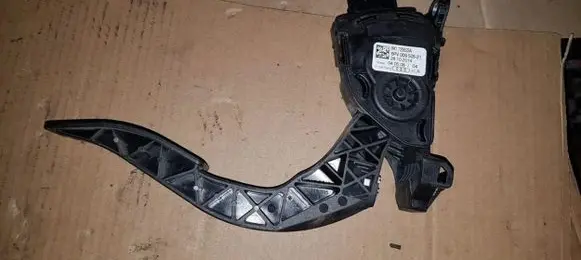 Audi A6 C7 Accelerator throttle pedal 8K1723523A