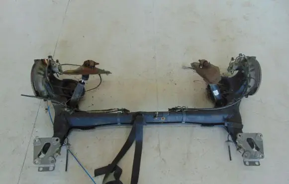 Citroen DS5 Rear subframe 589484844