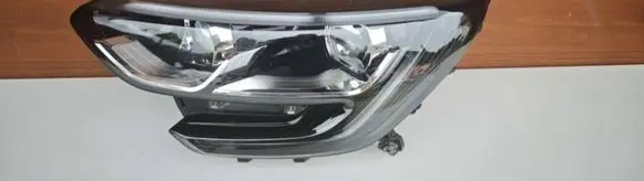 Renault Megane IV Headlight/headlamp 260602792R 90060924