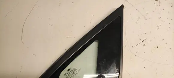Hyundai ix35 Rear side window