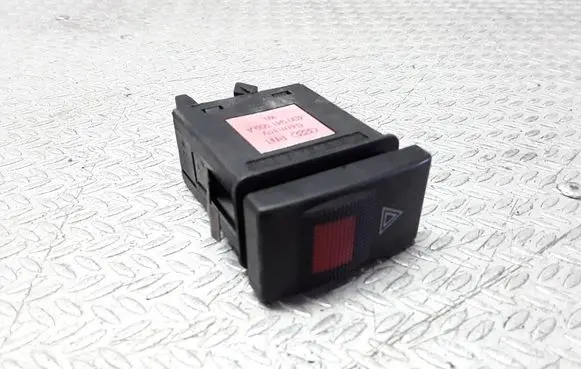 Audi A8 S8 D2 4D Hazard light switch 4D0941509A