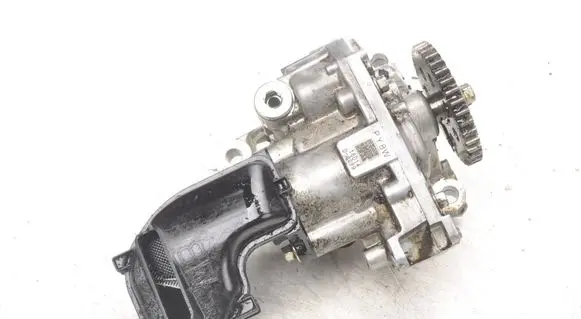 Mazda CX-9 Oil pump PY8W14100
