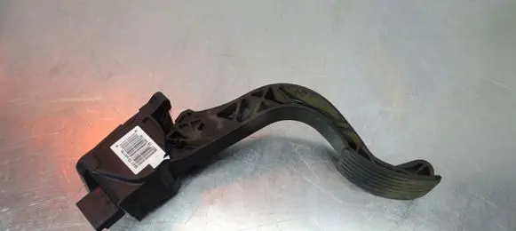 Citroen C4 I Picasso Accelerator throttle pedal 9671416880