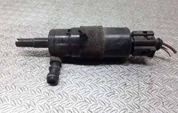 Audi A6 Allroad C6 Headlight washer pump 3B7955681