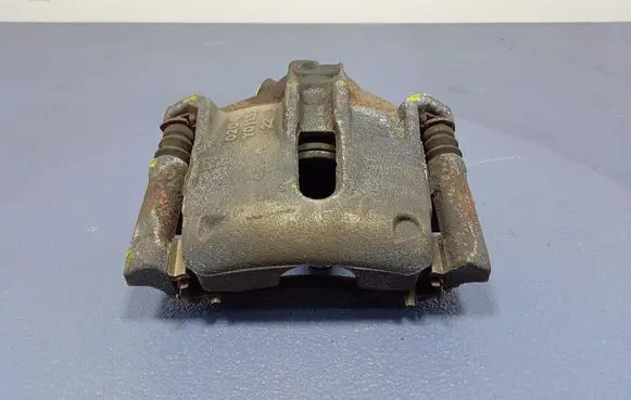 Peugeot 208 I Front brake caliper 0204Y01132
