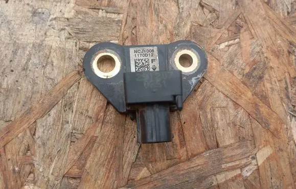 Renault Koleos I Airbag deployment crash/impact sensor NCJY008