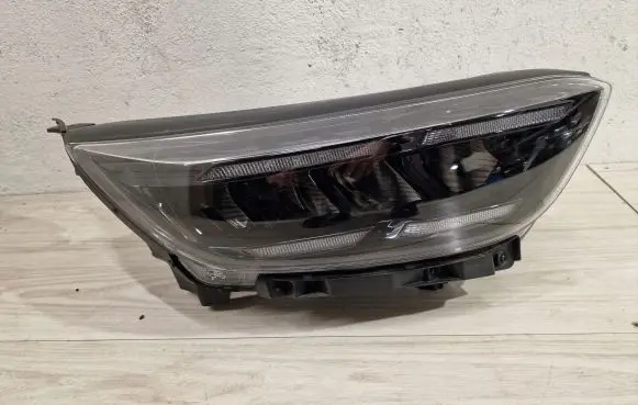 KIA Stonic Headlight/headlamp 92102H8